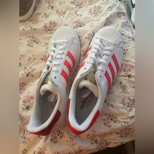 Rare Adidas Originals Superstar Women’s Sneakers in red/orange 9.5